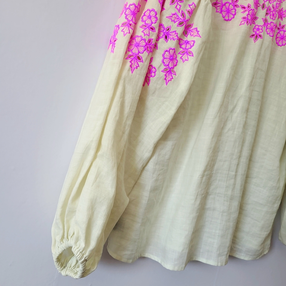 Karina Grimaldi Long Sleeve Floral Embroidered Top Small - Picture 4 of 7